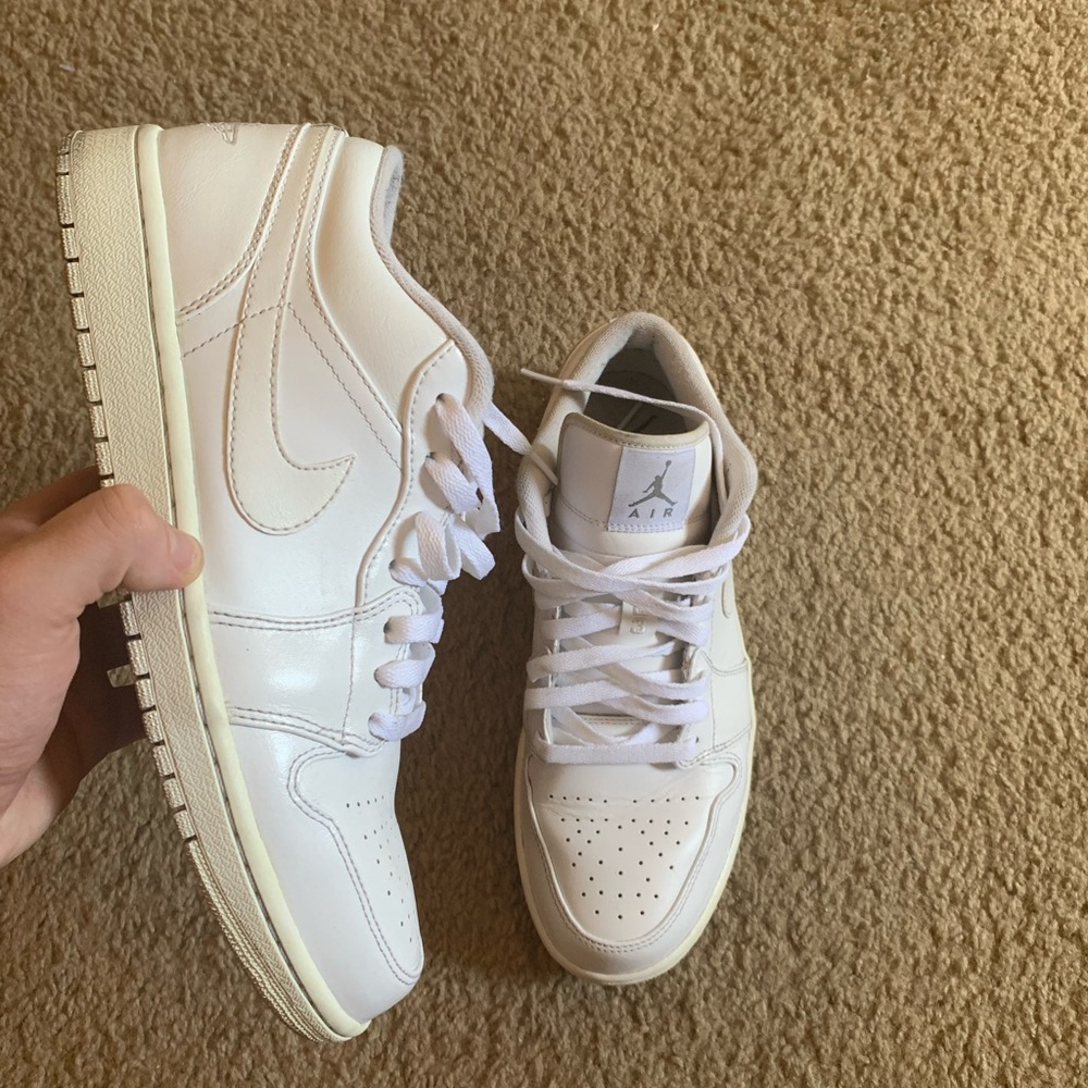 Jordan 1 low triple white size 10